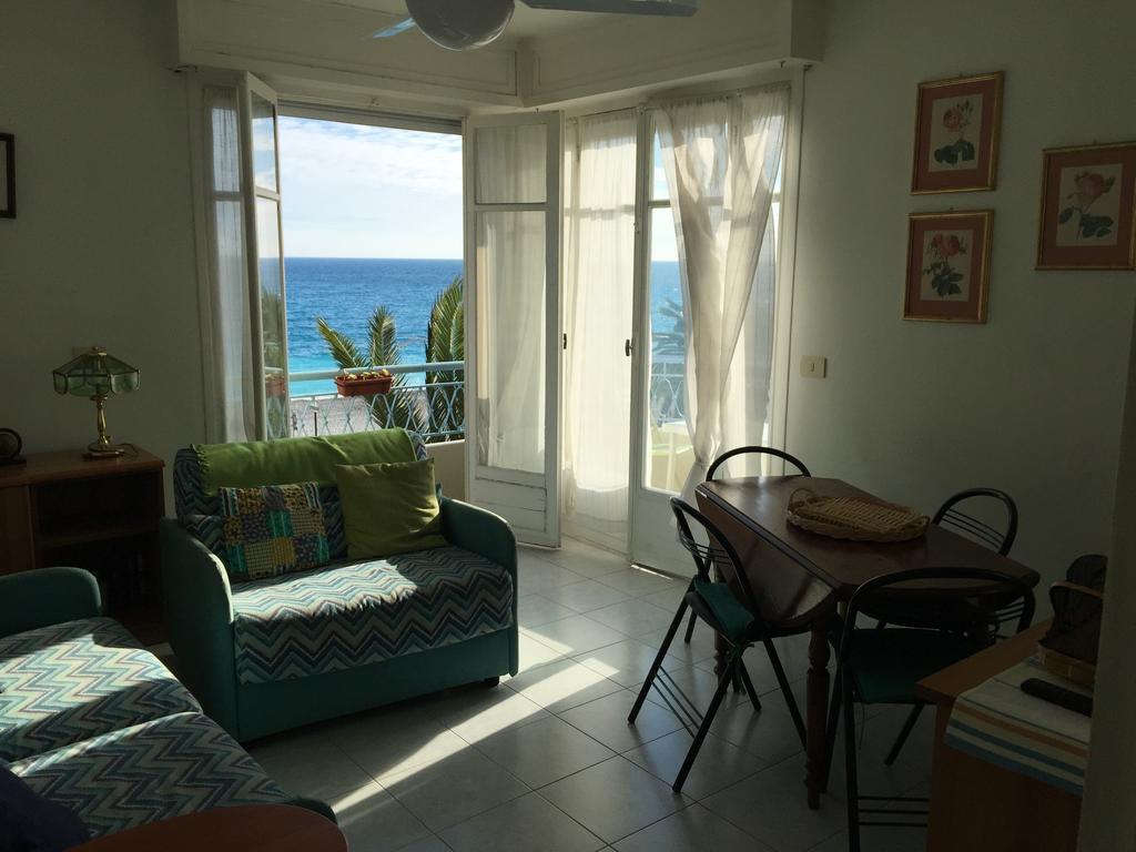 Appartement Palais Henri IV Nice Bilik gambar